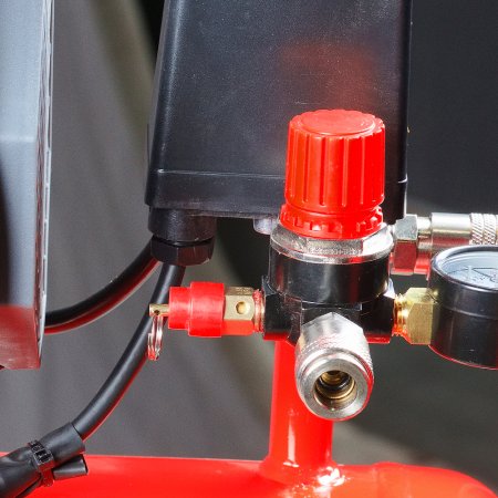 Компрессор безмасляный малошумный FUBAG Свободный Воздух (Free Air) 240/50/2.0 S в Петропавловске-Камчатском фото