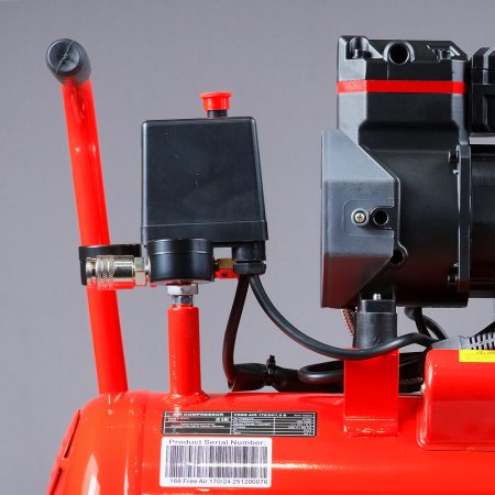 Компрессор безмасляный малошумный FUBAG Свободный Воздух (Free Air) 170/24/1.5 S в Петропавловске-Камчатском фото